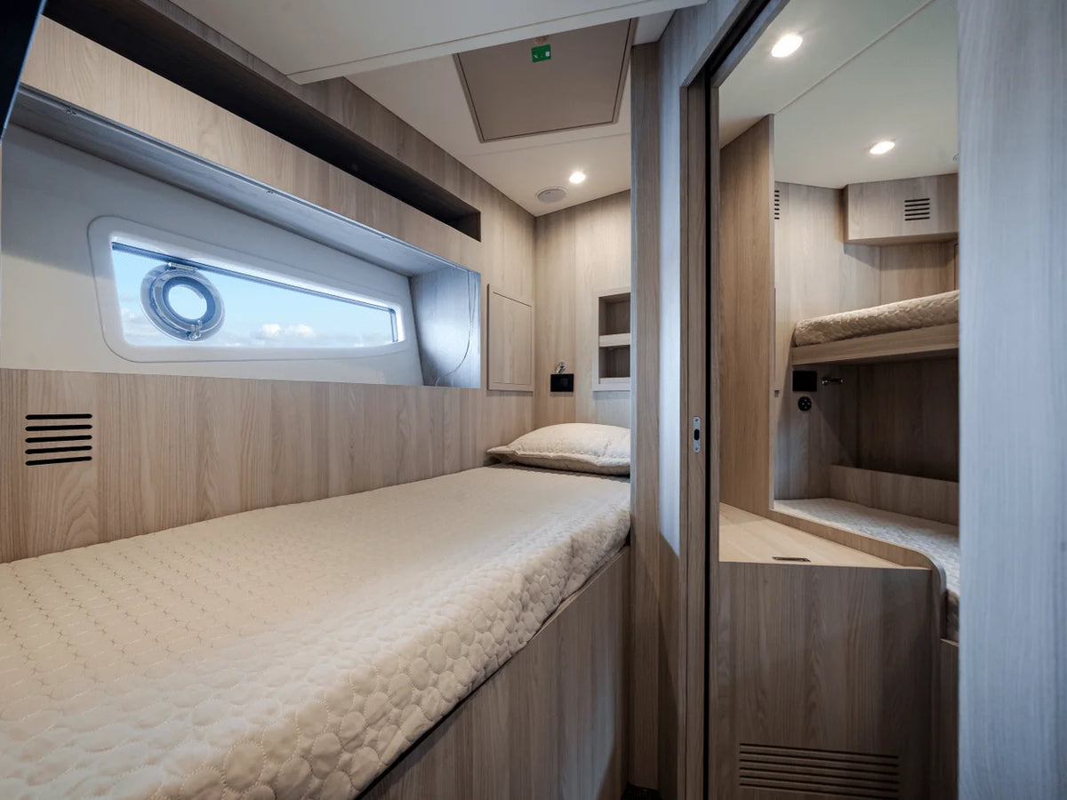 2026 Azimut Fly 78 78.0 feet, Dania Beach, Florida #74