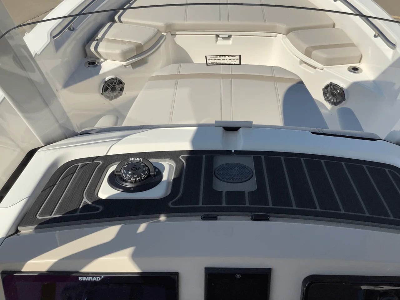 2026 Boston Whaler 250 Dauntless 25.0 feet, Monkey Island, OK #21