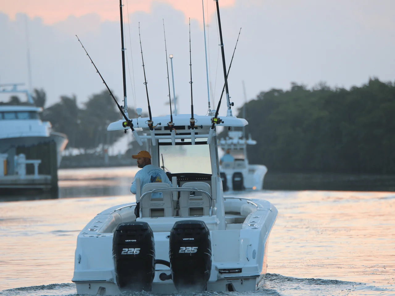 2027 Boston Whaler 250 Outrage 25.0 feet, Jacksonville Beach, Florida #12