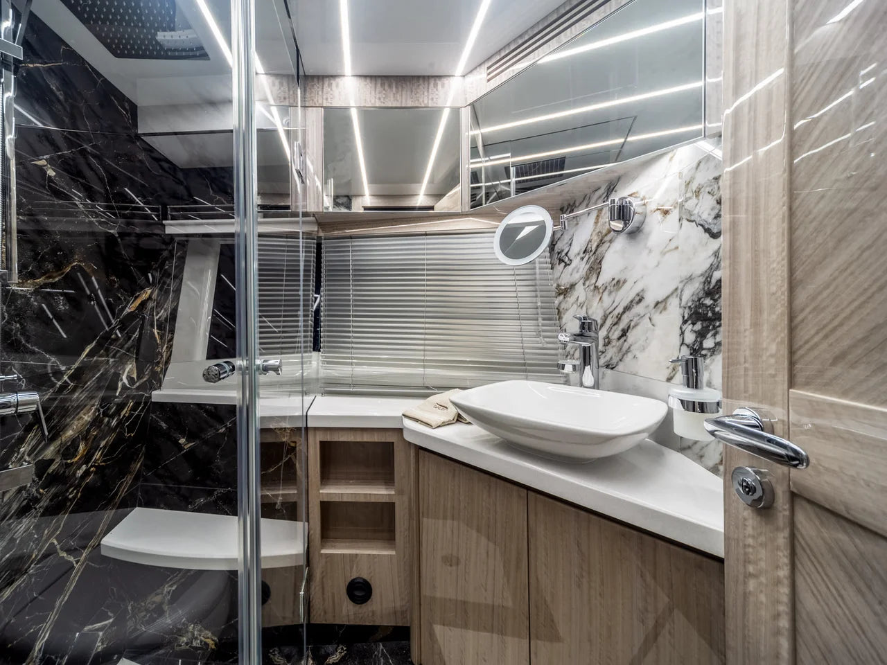 2026 Galeon 700 SKY 72.0 feet, Inuvik, Northwest Territories #60