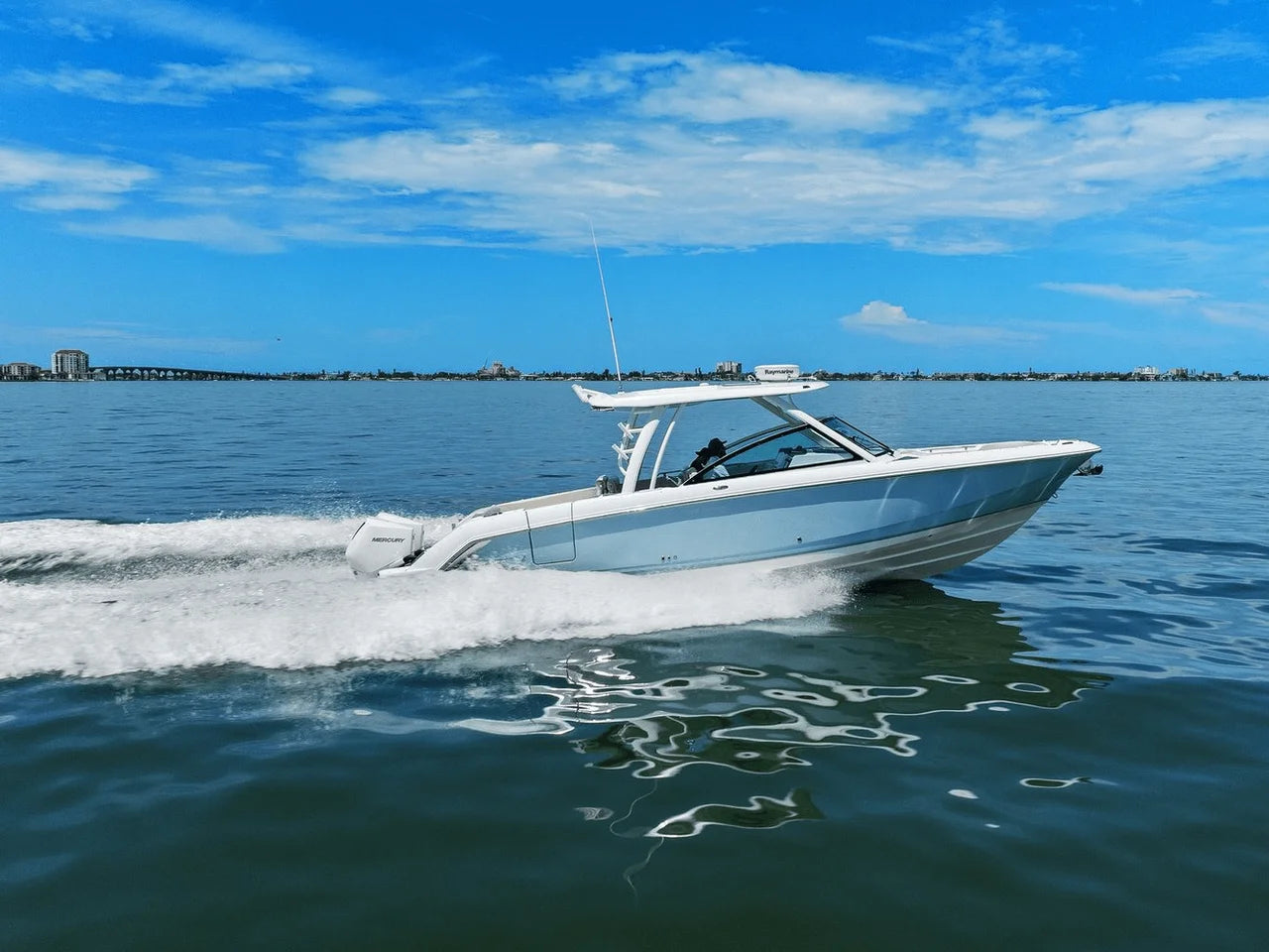2020 Boston Whaler 320 VANTAGE 33.0 feet, St Petersburg, FL #12