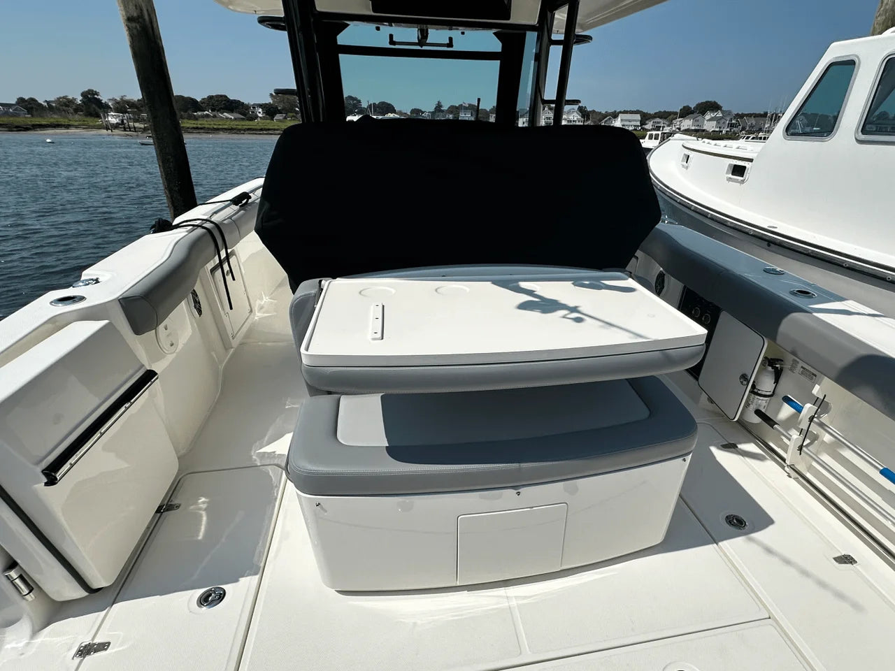 2023 Boston Whaler 330 OUTRAGE 33.0 feet, Danvers, Massachusetts #21