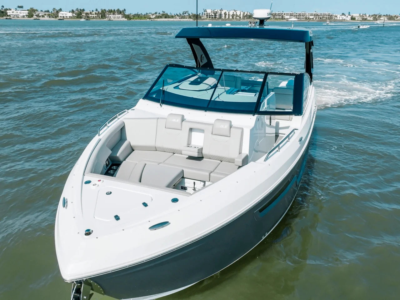 2026 Cruisers Yachts 34 GLS Outboard 35.0 feet, Inuvik, Northwest Territories #41