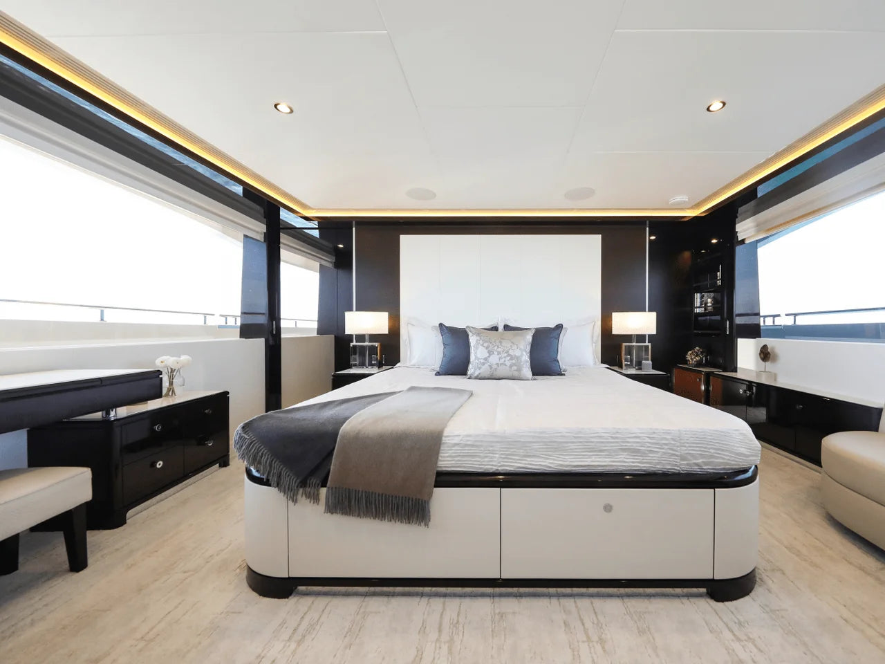 2027 Ocean Alexander 37L 120.0 feet, Pompano Beach, FL #42