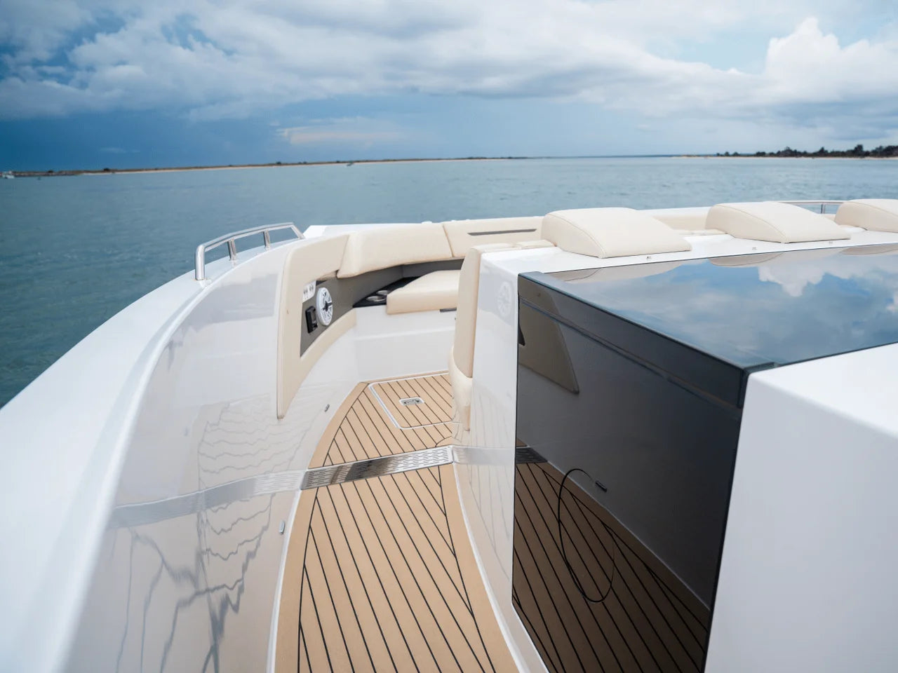 2026 Cruisers Yachts 50GLS OB 50.0 feet, Wrightsville Beach, North Carolina #53