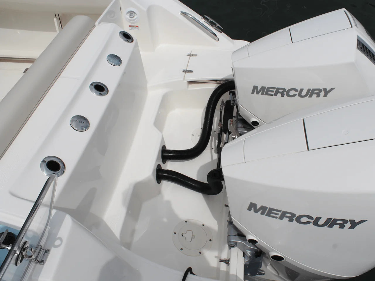 2024 Boston Whaler 250 OUTRAGE 25.0 feet, Wrightsville Beach, North Carolina #46
