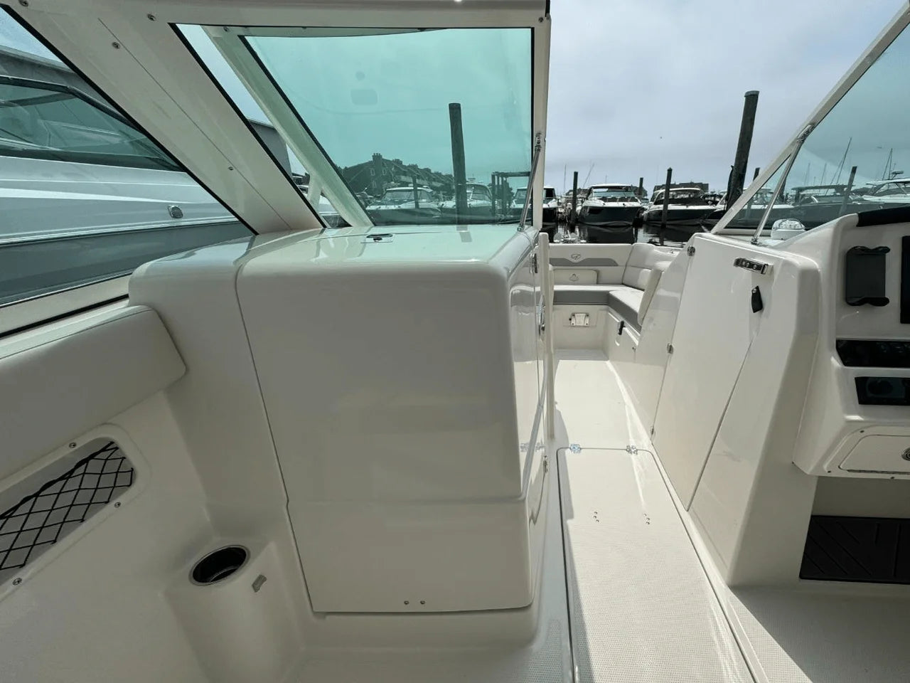 2025 Sailfish 245 DC 24.0 feet, Somers Point, New Jersey #33