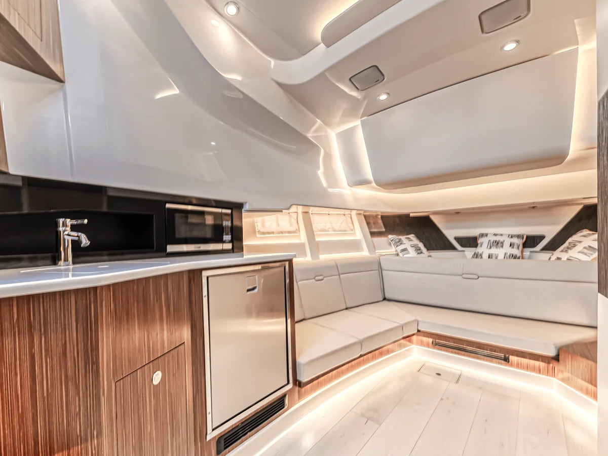 2022 Sea Ray 370 SUNDANCER OUTBOARD 37.0 feet, Highland Beach, FL, FL #34