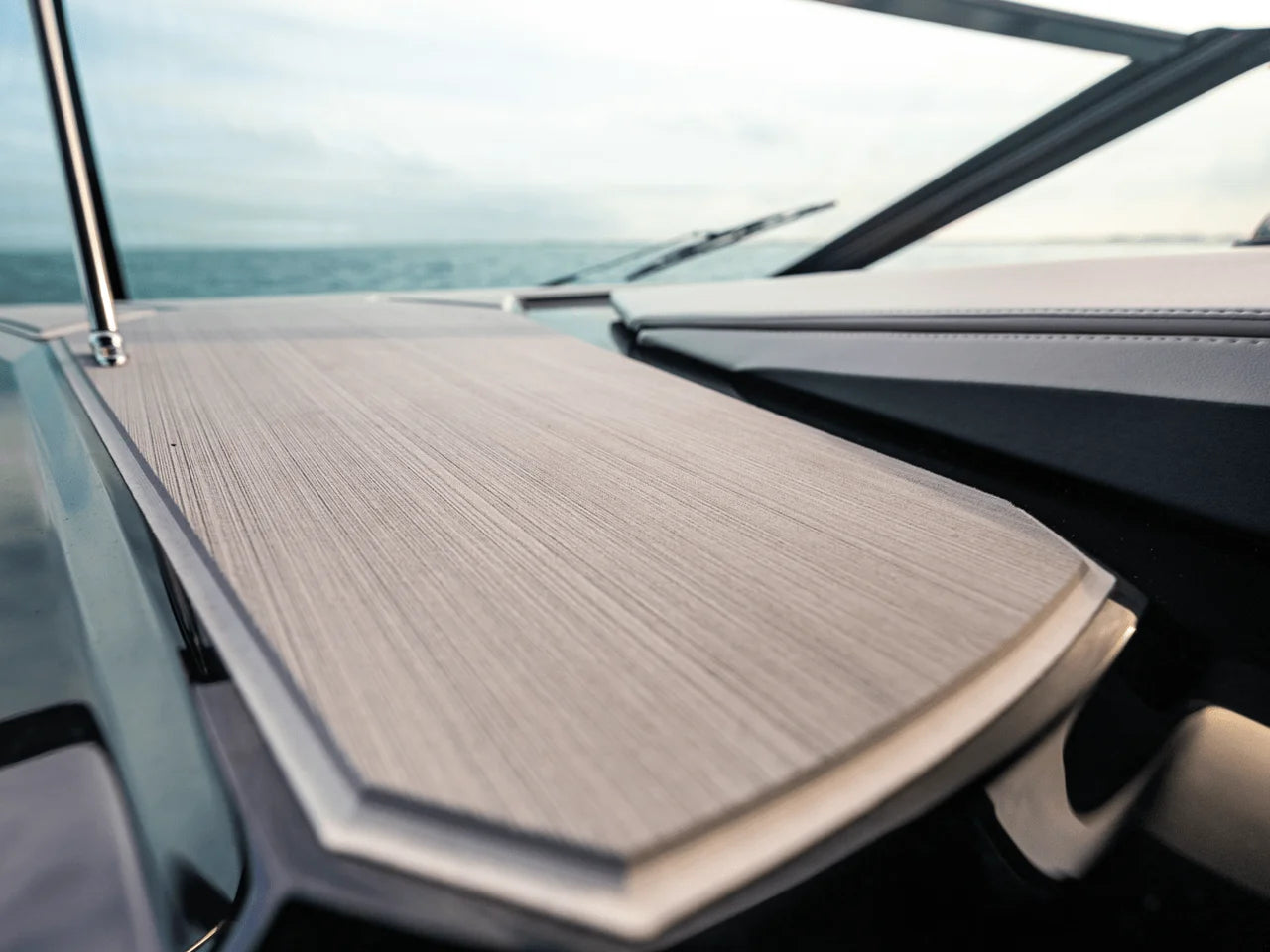 2027 Cruisers Yachts 34 GLS Outboard 34.0 feet, Sarasota, FL #8