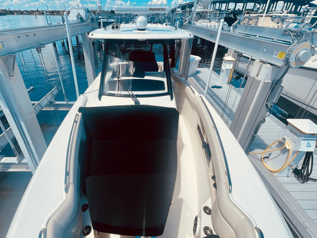 2023 Boston Whaler 350 REALM 35.0 feet, Stuart, FL #10
