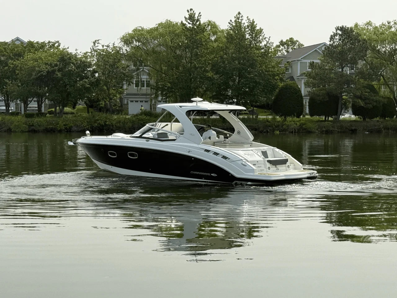 2015 Chaparral 327 SSX 32.0 feet, Grasonville, Maryland #5