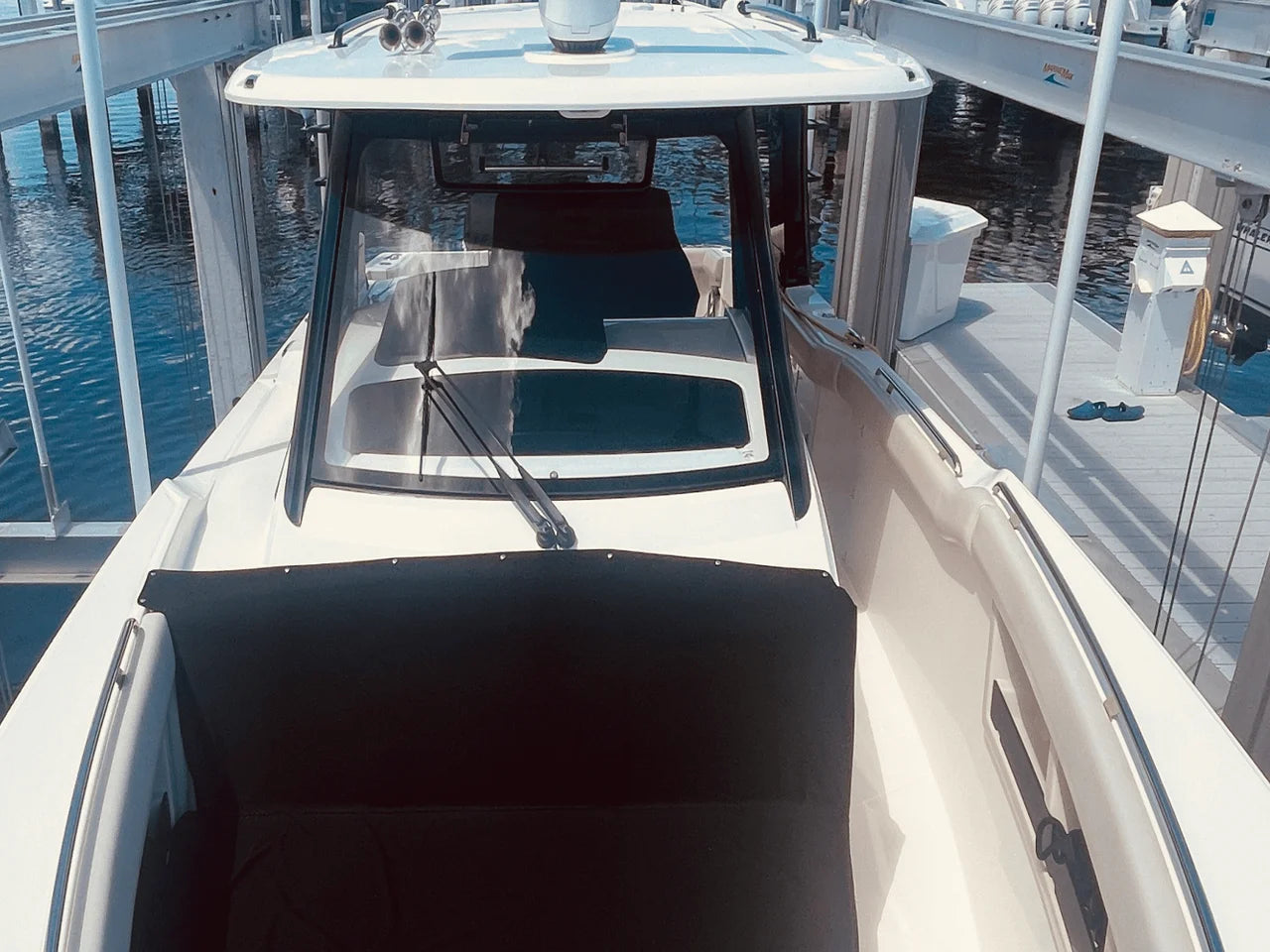 2023 Boston Whaler 350 REALM 35.0 feet, Stuart, FL #9
