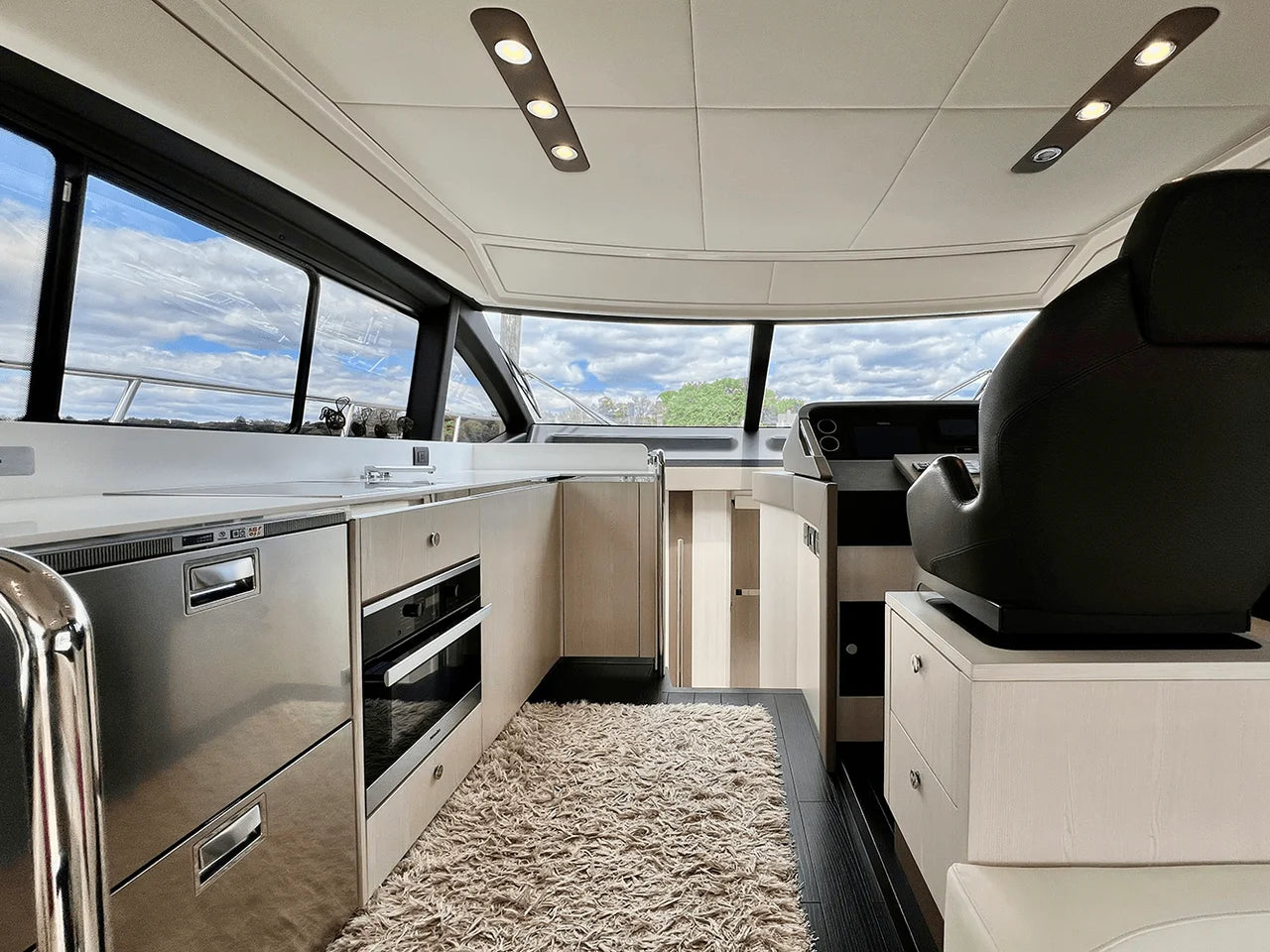 2019 Azimut 50 FLYBRIDGE 50.0 feet, Huntington, NY #40